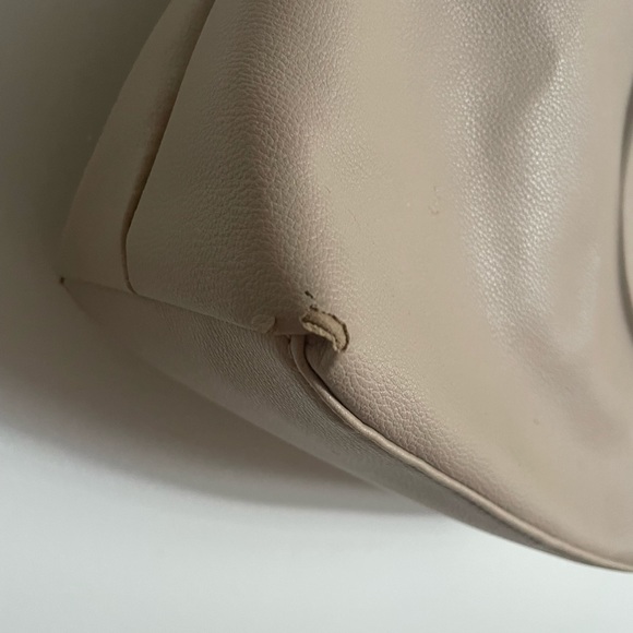 Medium CoLab Vegan Leather Crossbody Bag - Picture 5 of 12